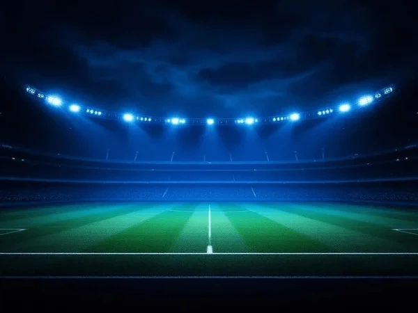 欧冠比赛夜间球场壮观场景展示皇马vs拜仁的紧张氛围